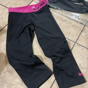 Nike Pro Dri-Fit 3/4 Length Workout Legging